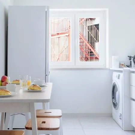 Plum Guide - Facsimile Apartment *